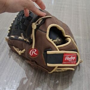 Rawlings Tan and Black Baseball Glove with Cream Details